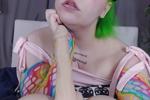 greenhead alt girl will play with your sweet lolly