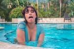 Horny on the pool!!