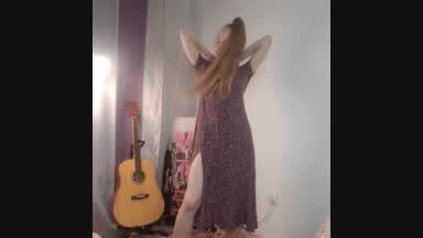 Dress off