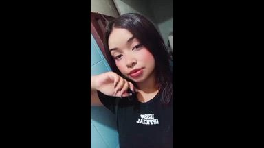 Cute face 😍