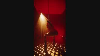 New sexy pole (I see red - Maruly Oracle)