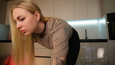 I dance in leggings, and then I cum from masturbat