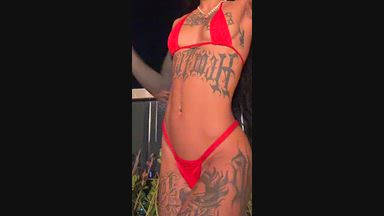 Cum play w me
