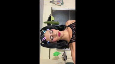 Como deseo bailarte asi 😋😋