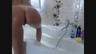 shower play