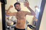 DERECK HOT