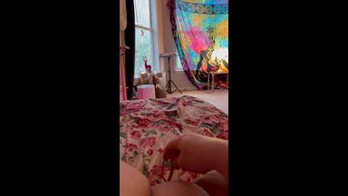 Making myself cum with the Lush