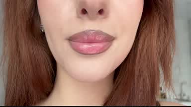 LIPS FETISH