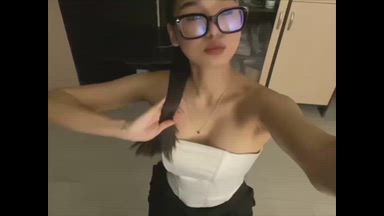 Julia WRLD