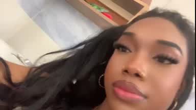 hot lips