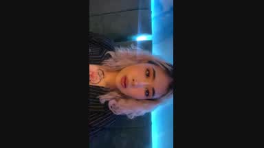 ^^