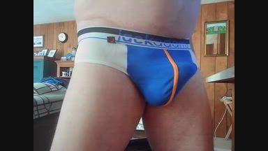 newcleardays โ Slide those off