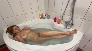 Breath holding , hair wash and rinse with vinegar