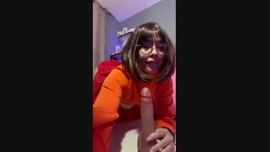 stop velma pls