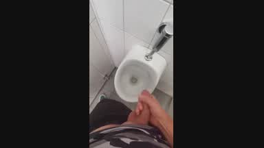 Pauls cumshot Urinal