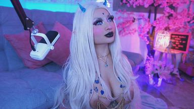 BEAUTIFUL SUCCUBUS💙