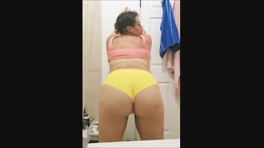 Strip tease <3