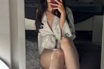 beauty in mirror