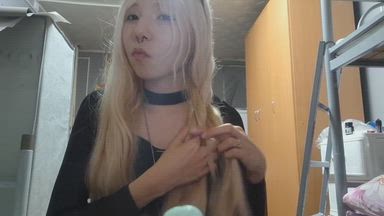 interesting hairstyle