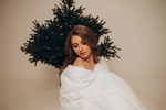 Join me under the blanket
