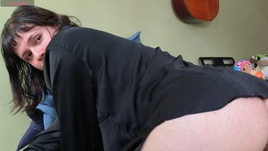 Booty booty twerking