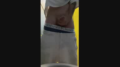 Short cum milk in shopping centre 🙈😈