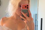 Pola dancing in lace Bra