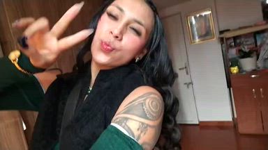 kiss