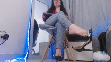 FAN CLUB FEET