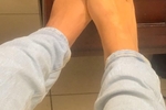 feets<3
