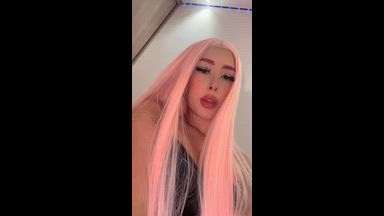 💋