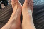 feet