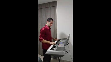 Chilling with the 🎹