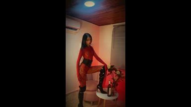 DRINKS SHOW READY