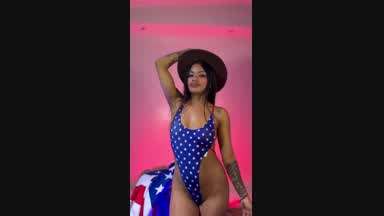 4 of July hot edition 💙🤍