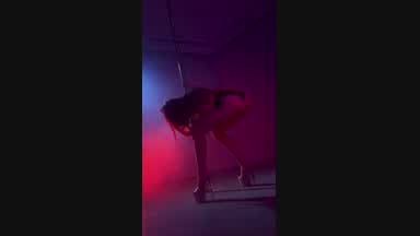 pole dance