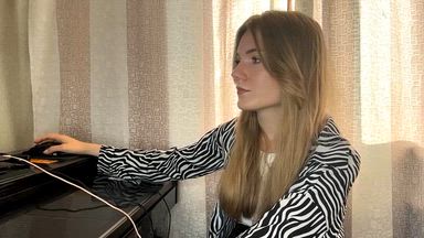 grace live Chaturbate webcam gallery thumbnail