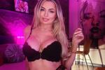 HOT BLONDE
