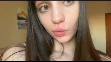 <3