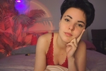 <3