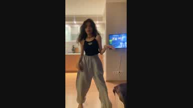 Kiss me...💋💋💋