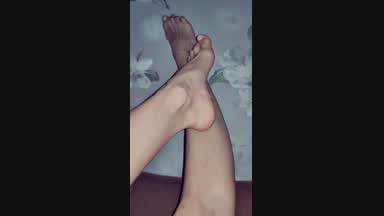 My legs close-up 👣