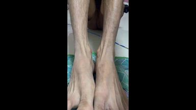feet Oil