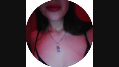 👅