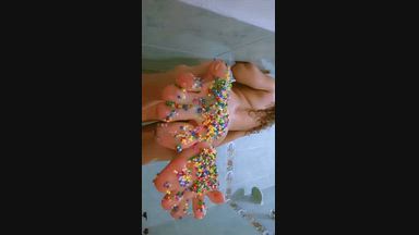 Come taste me my sweery feet💗!