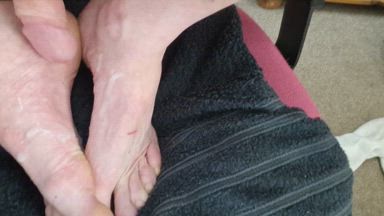 cumming on my own feet!