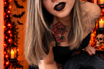 Ariana_blonde