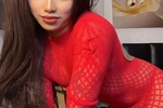zoe - follow me loveyou — Just a normal red