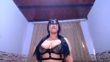 A VERY JUICY PUSSY💦🥵🔥