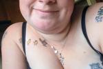 5 Pic's Cleavage of Hot Wife